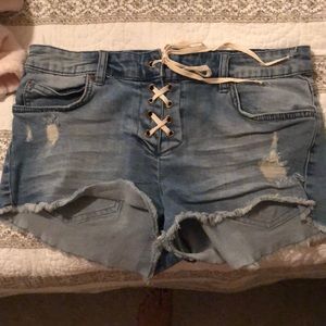 Billabong lace up shorts